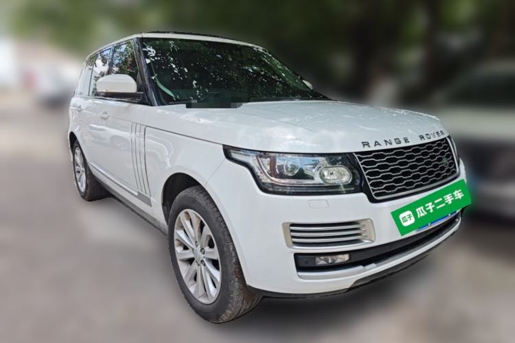 Used Land Rover Range Vogue  Front Right 45 Deg