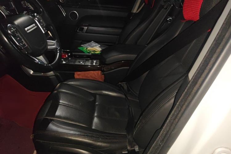 Used Land Rover Range Vogue  Left Front Seat