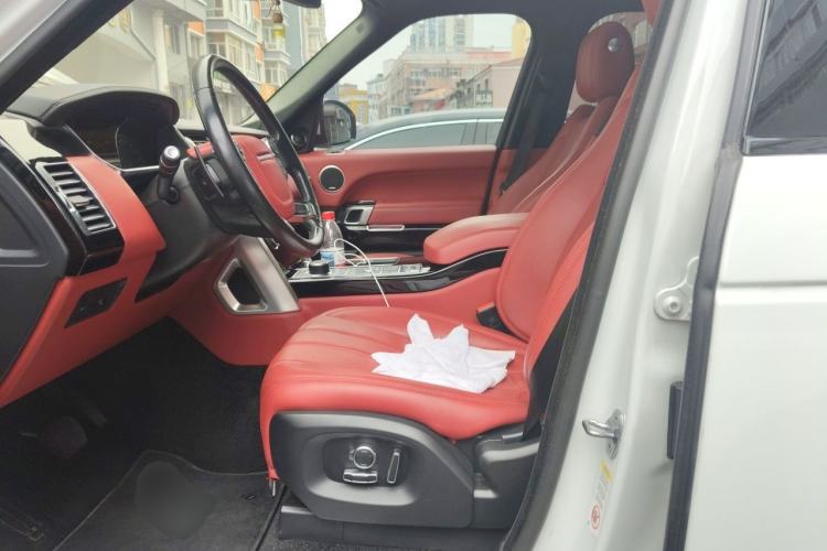 Used Land Rover Range Vogue  Left Front Seat