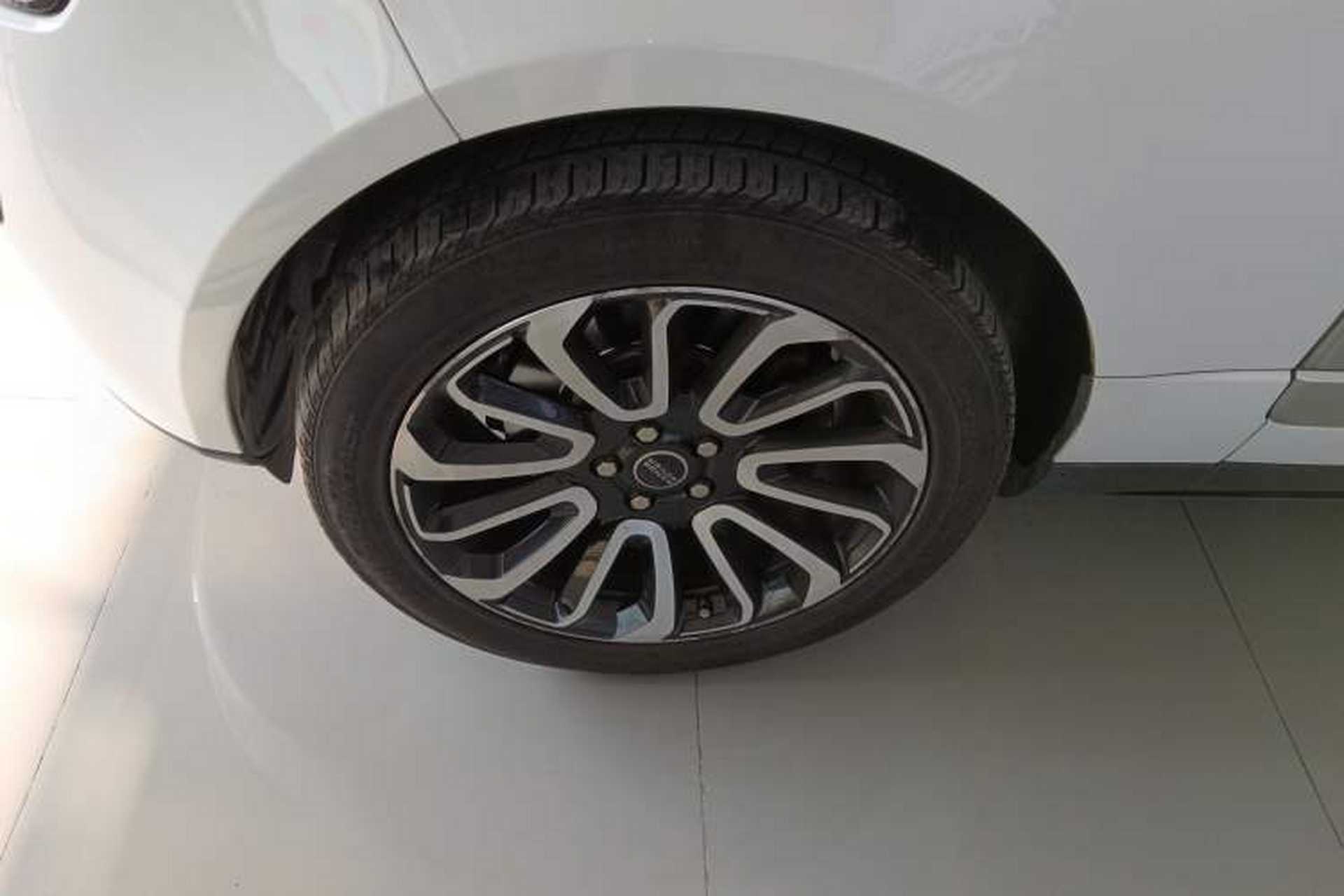 Used Land Rover Range Vogue 2016 3.0T Gasoline HSE U.S. Specification Left Front Wheel Hub