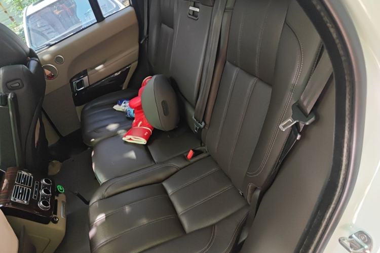 Used Land Rover Range Vogue  Left Rear Seat