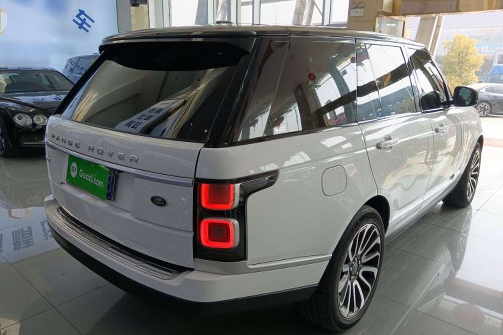 Used Land Rover Range Vogue 2016 3.0T Gasoline HSE U.S. Specification Rear Right 45 Deg