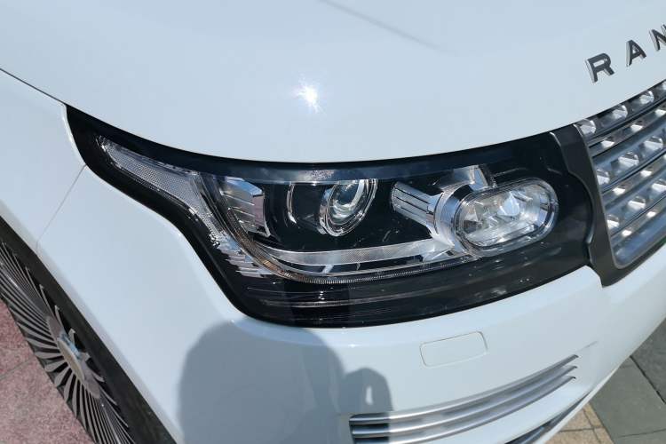 Used Land Rover Range Vogue 2016 3.0 V6 SC Vogue Right Front Headlight