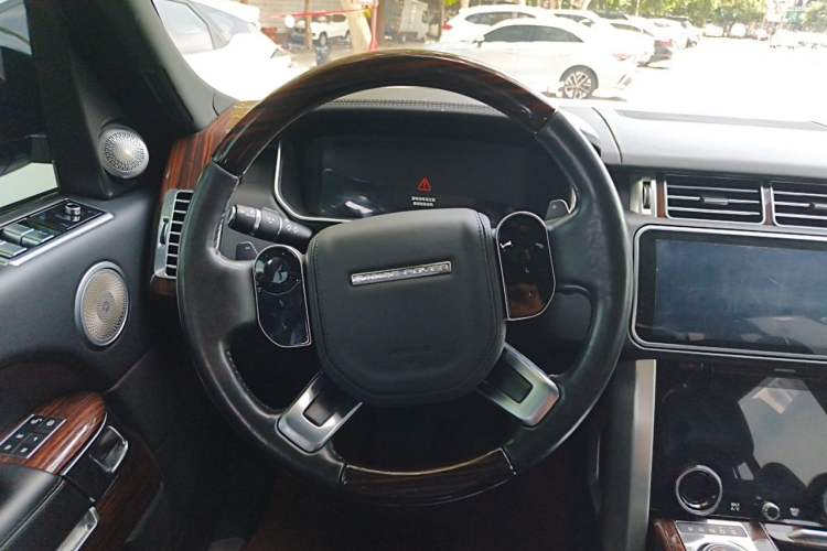 Used Land Rover Range Vogue 2016 3.0T Gasoline HSE U.S. Specification Steering Wheel