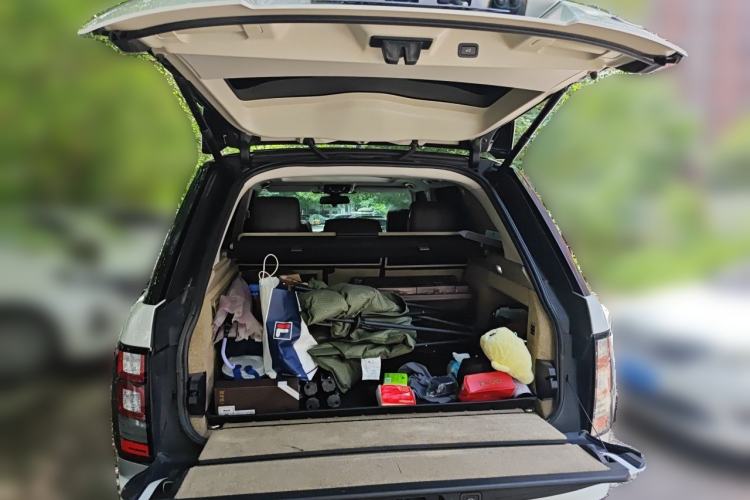 Used Land Rover Range Vogue  Trunk