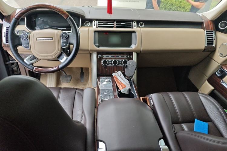 Used Land Rover Range Vogue 2017 3.0T Gasoline HSE U.S. Specification Center Console
