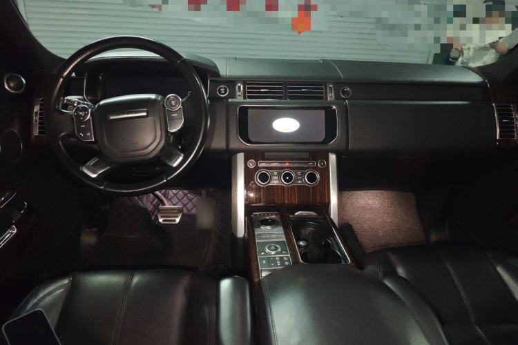 Used Land Rover Range Vogue  Center Console