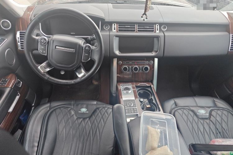 Used Land Rover Range Vogue  Center Console