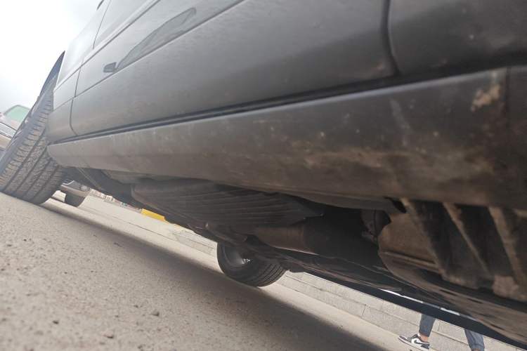 Used Land Rover Range Vogue  Chassis Front Right