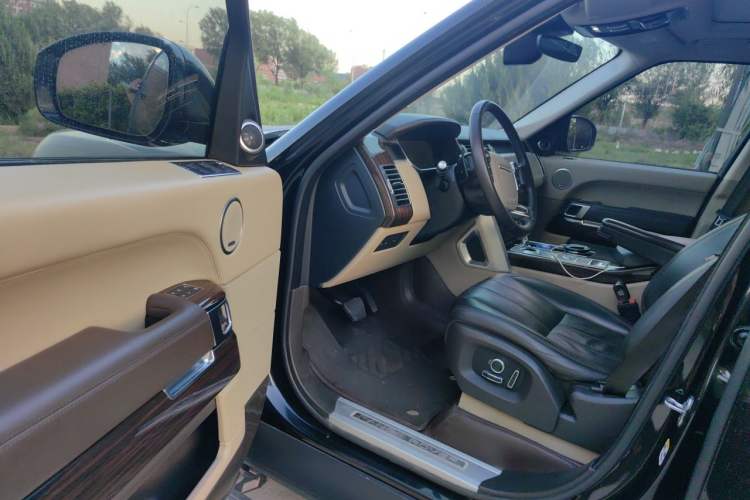 Used Land Rover Range Vogue  Driver Seat