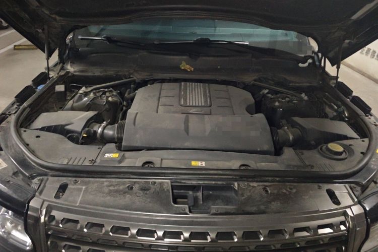 Used Land Rover Range Vogue  Engine Bay
