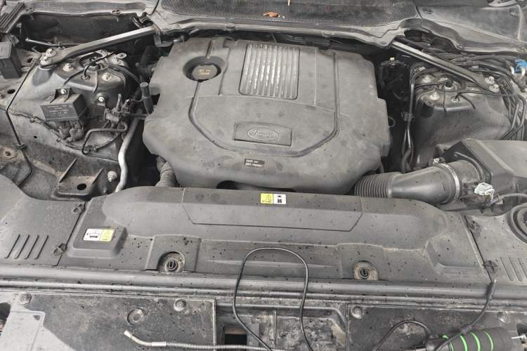 Used Land Rover Range Vogue  Engine Bay