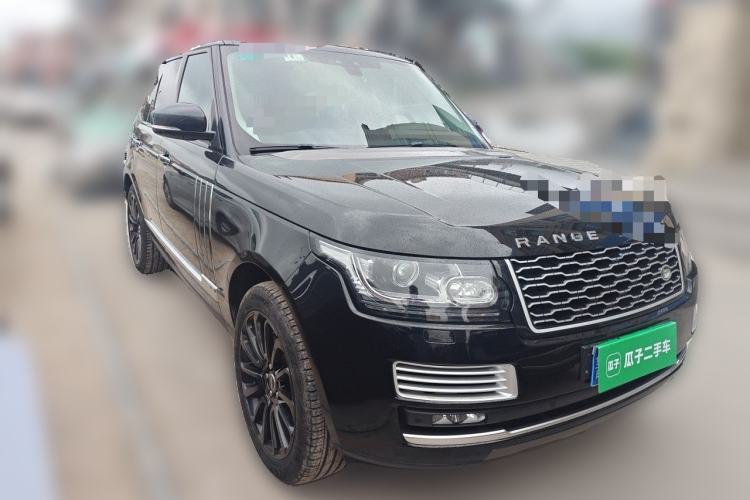 Used Land Rover Range Vogue  Front Right 45 Deg