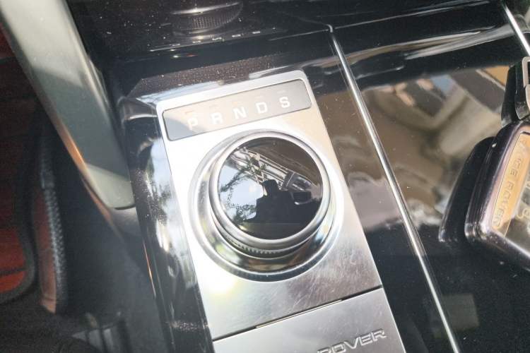 Used Land Rover Range Vogue  Gear Lever