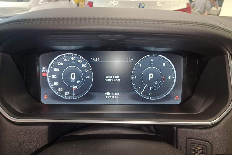 Used Land Rover Range Vogue 2017 3.0T Gasoline HSE Middle East Instrument Cluster