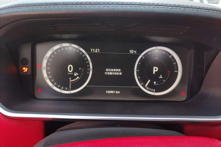 Used Land Rover Range Vogue 2017 3.0T TDV6 HSE Instrument Cluster