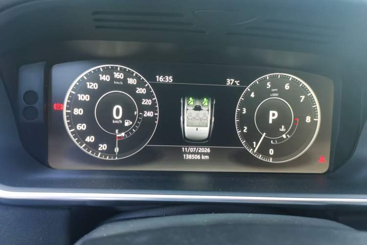 Used Land Rover Range Vogue 2017 3.0T Gasoline HSE Middle East Instrument Cluster