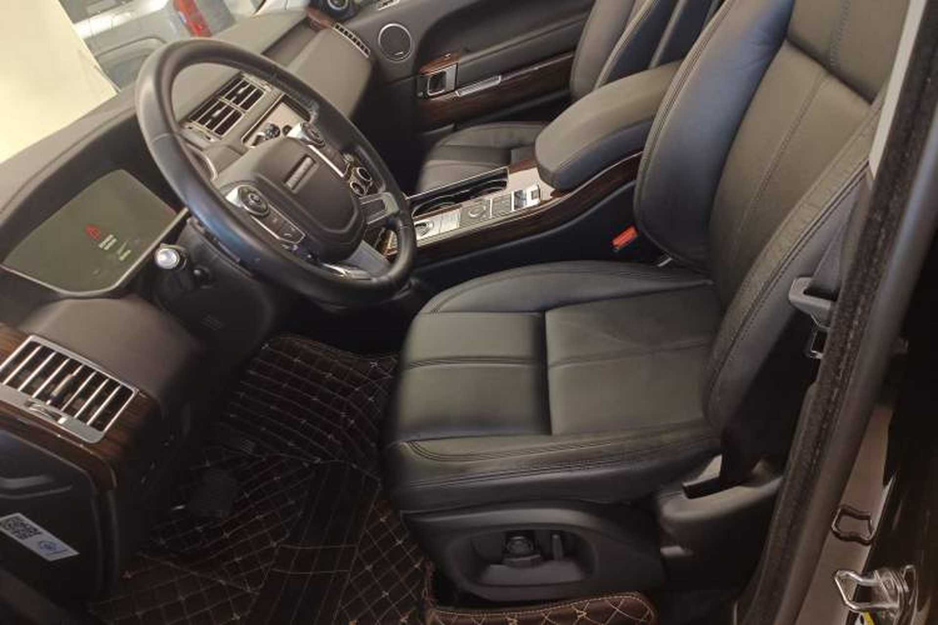 Used Land Rover Range Vogue 2017 3.0T Gasoline HSE Middle East Left Front Seat