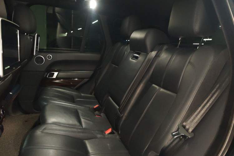 Used Land Rover Range Vogue  Left Rear Seat