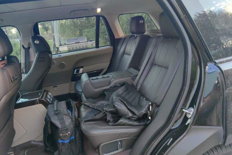 Used Land Rover Range Vogue  Left Rear Seat