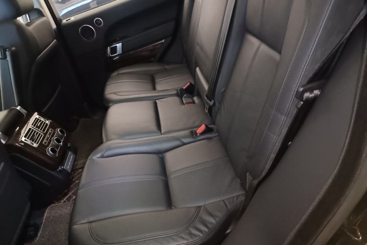 Used Land Rover Range Vogue 2017 3.0T Gasoline HSE Middle East Left Rear Seat