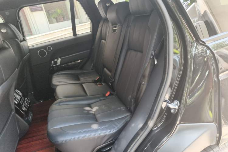 Used Land Rover Range Vogue  Left Rear Seat