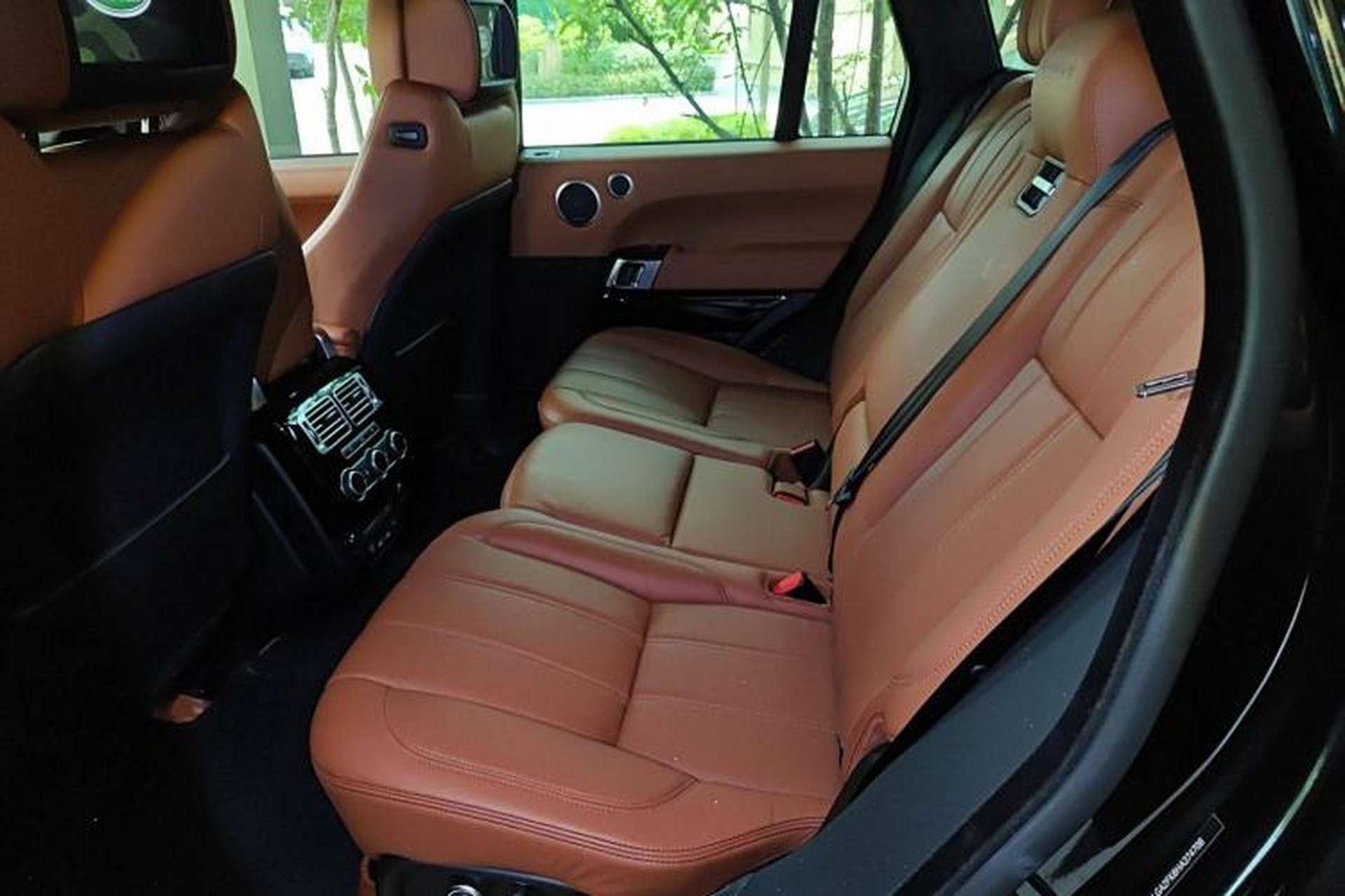 Used Land Rover Range Vogue 2017 3.0T TDV6 HSE Left Rear Seat