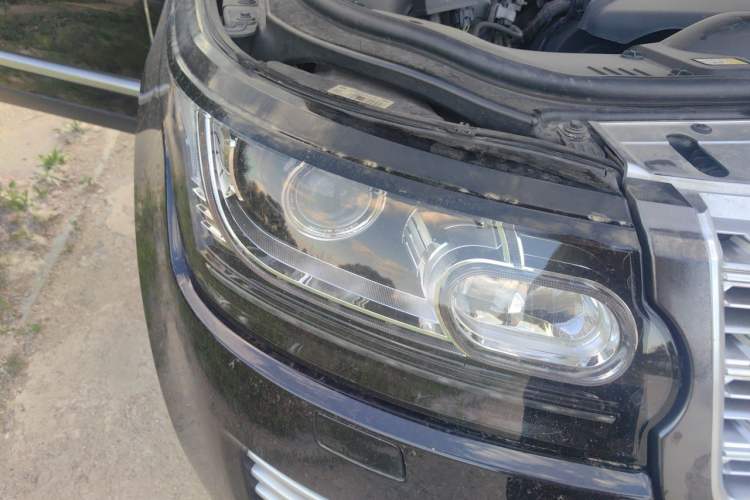 Used Land Rover Range Vogue  Right Front Headlight