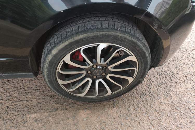 Used Land Rover Range Vogue 2017 3.0T Gasoline HSE U.S. Specification Right Front Wheel Hub