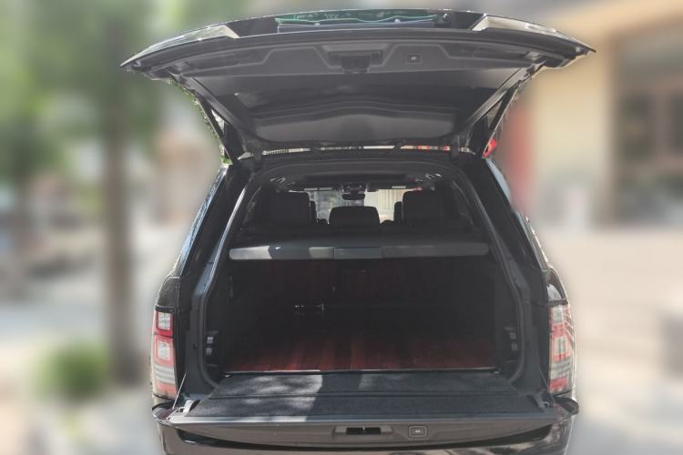 Used Land Rover Range Vogue  Trunk