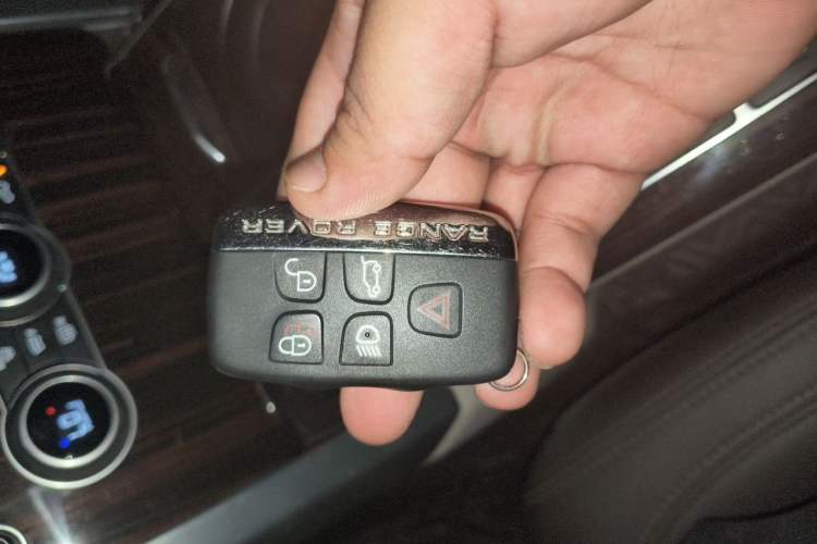 Used Land Rover Range Vogue 2017 3.0T TDV6 HSE Vehicle Key