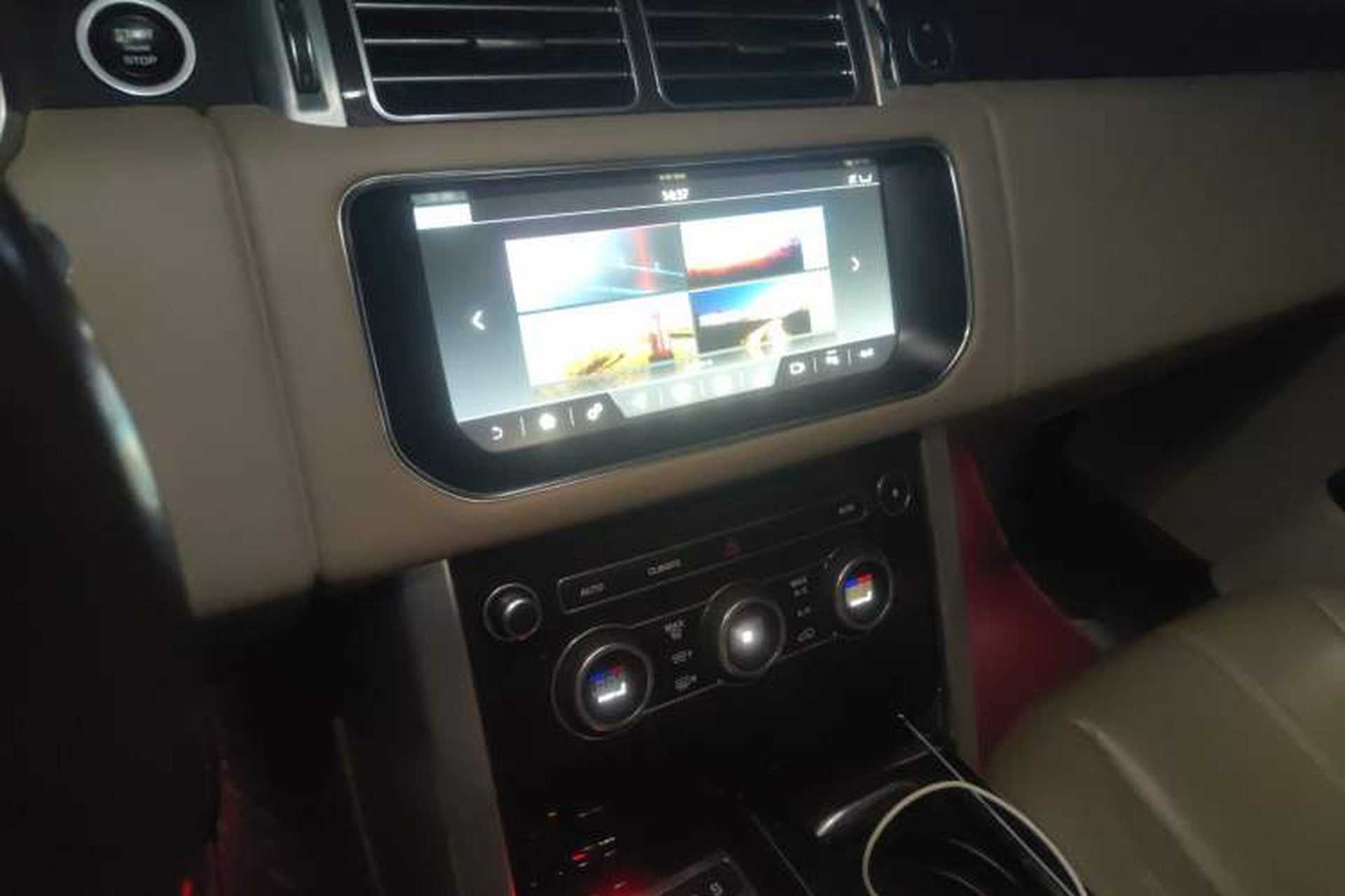 Used Land Rover Range Vogue  Audio And AC Panel