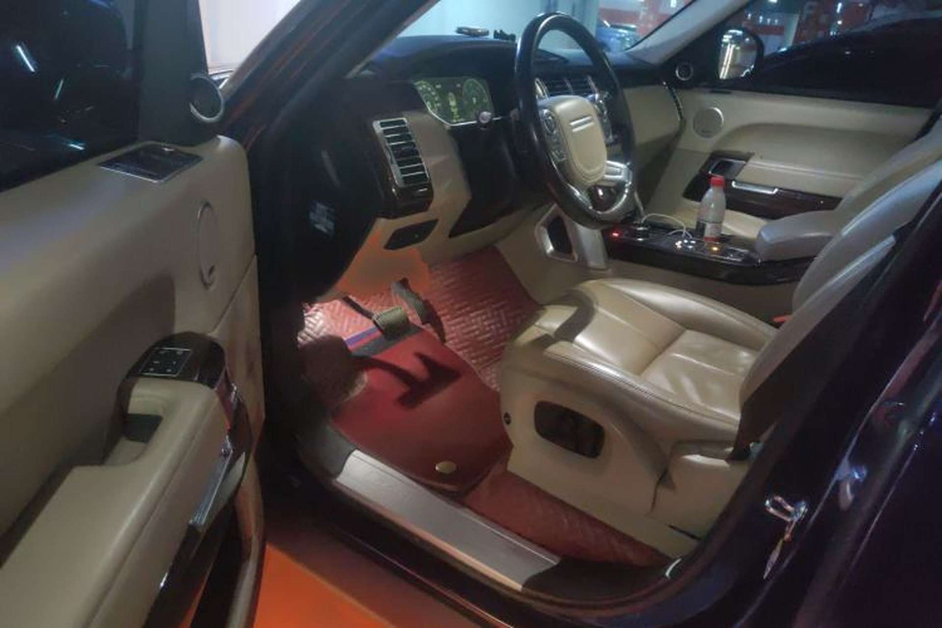 Used Land Rover Range Vogue  Driver Seat