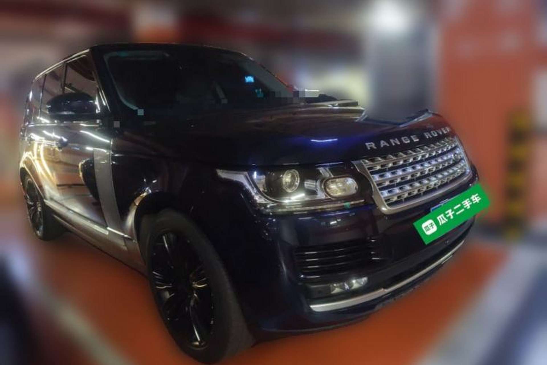 Used Land Rover Range Vogue  Front Right 45 Deg