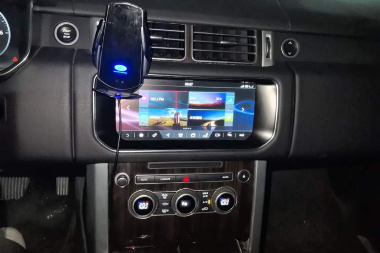 Used Land Rover Range Vogue  Audio And AC Panel