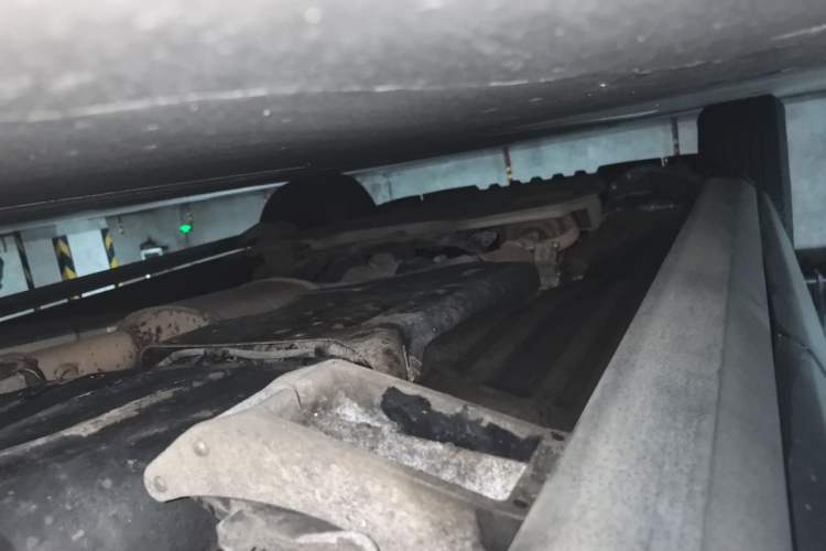 Used Land Rover Range Vogue  Chassis Rear Left