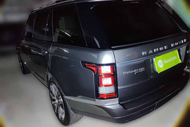 Used Land Rover Range Vogue 2017 3.0 V6 SC Vogue SE Long-Wheelbase Edition Rear Left 45 Deg