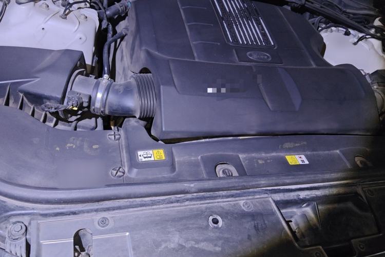 Used Land Rover Range Vogue 2017 3.0T Gasoline HSE U.S. Specification Engine Bay