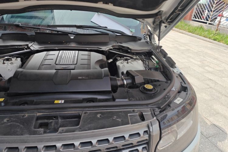Used Land Rover Range Vogue  Engine Bay Left