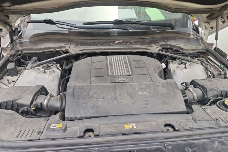 Used Land Rover Range Vogue 2017 3.0T Gasoline Base Version U.S. Specification Engine Bay