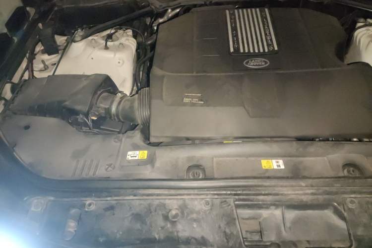 Used Land Rover Range Vogue 2017 3.0T Gasoline HSE U.S. Specification Engine Bay Right