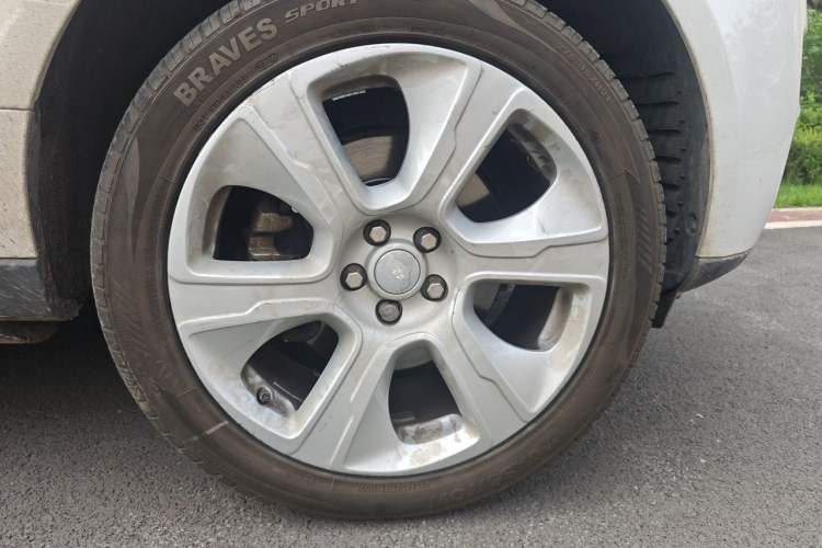 Used Land Rover Range Vogue 2017 3.0T Gasoline Base Version U.S. Specification Right Front Wheel Hub