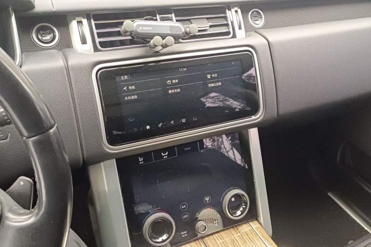Used Land Rover Range Vogue  Audio And AC Panel