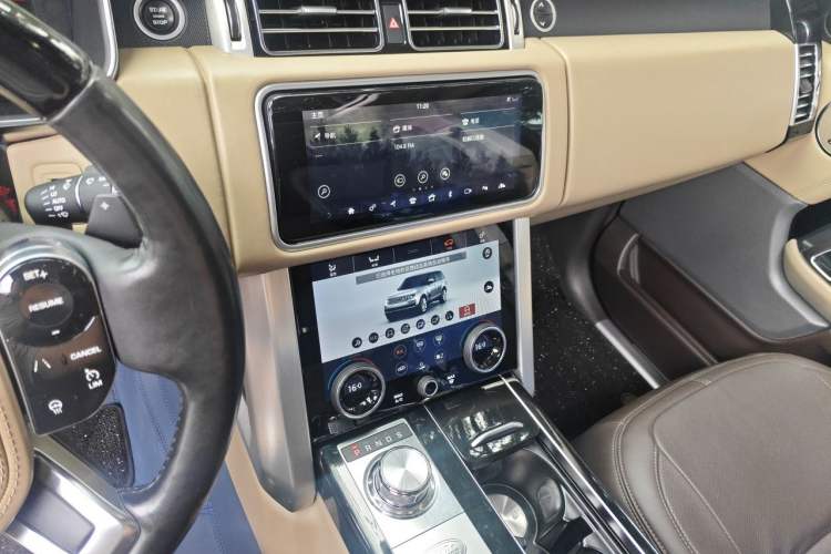 Used Land Rover Range Vogue  Audio And AC Panel