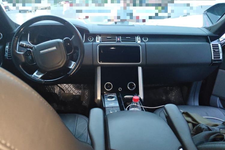Used Land Rover Range Vogue  Center Console