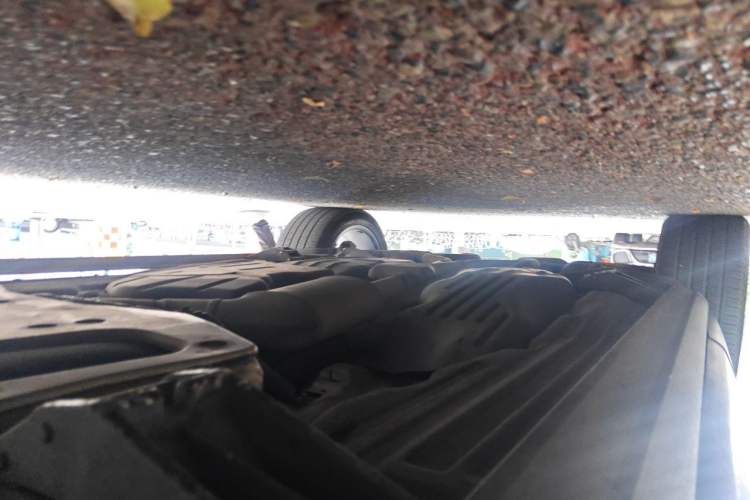 Used Land Rover Range Vogue  Chassis Front Right