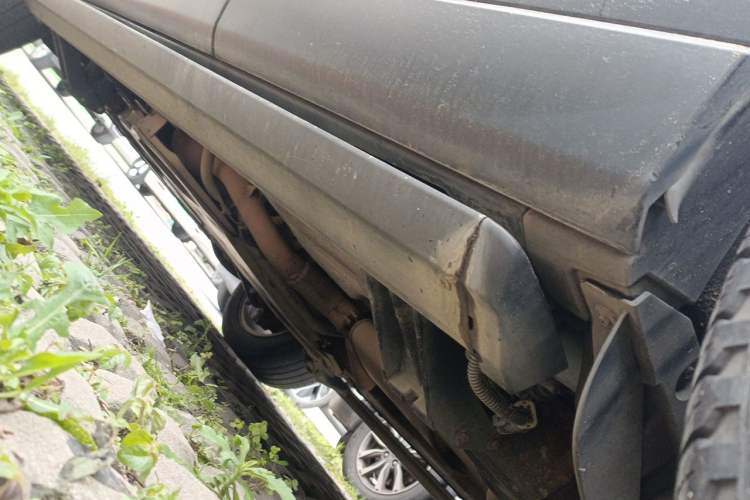 Used Land Rover Range Vogue  Chassis Rear Left