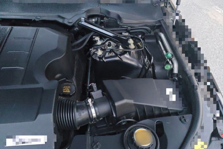 Used Land Rover Range Vogue  Engine Bay Left