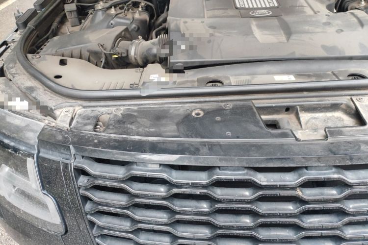 Used Land Rover Range Vogue 2018 3.0 Gasoline HSE U.S.-Spec Executive Edition Engine Bay Right