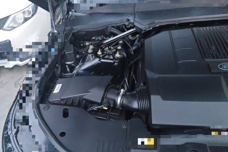 Used Land Rover Range Vogue  Engine Bay Right